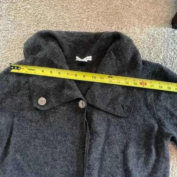 Woolen Deane & White Wool Button Down Grey Cardigan - Picture 11 of 14